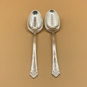 1847 Rogers Bros (IS) Her Majesty - Two Place/Oval Soup Spoon
